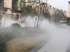 <b>河南郑州高档别墅区景观造雾</b>